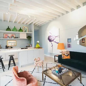 Oever House , Antwerpen België