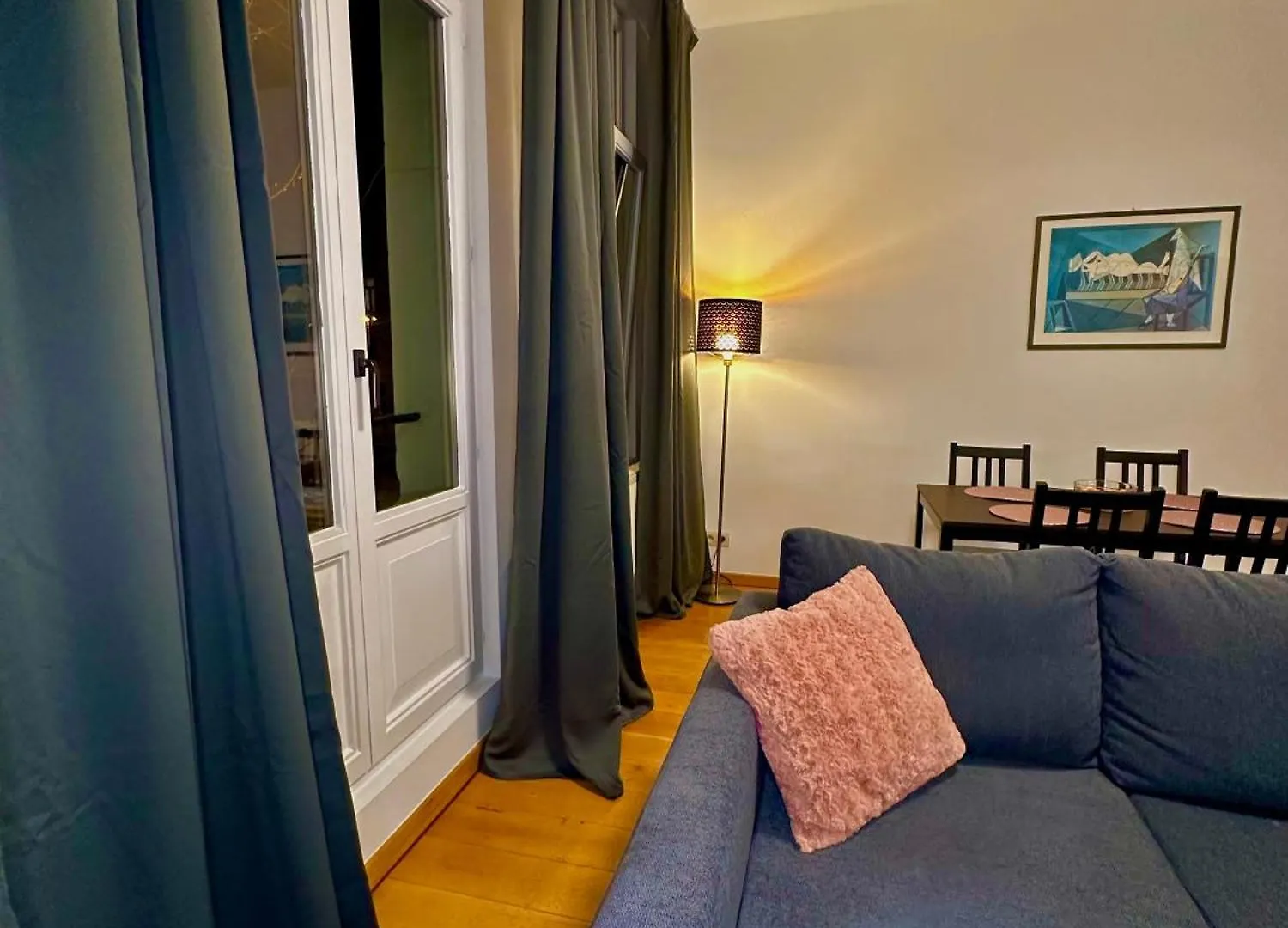 Luxury Suites Museum By Rikas Hotels أنتويرب بلجيكا