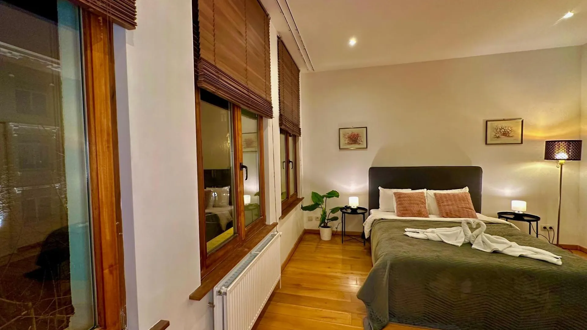 Apartment Luxury Suites Museum By Rikas Hotels Antwerp
